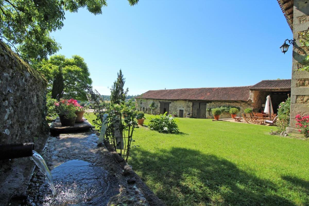 Chez Le Bayle Vila Condat-sur-Vienne Exterior foto